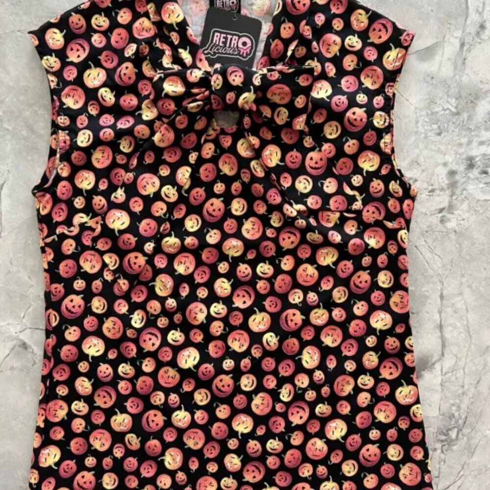 Retrolicious Pumpkin Women's Blow Blouse Size XS